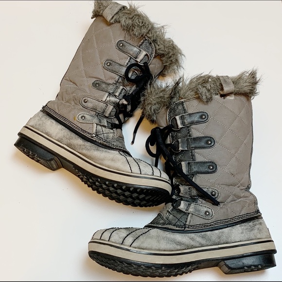 sorel emelie mid leather waterproof boots